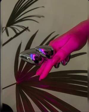 Металева пробка з кристалами